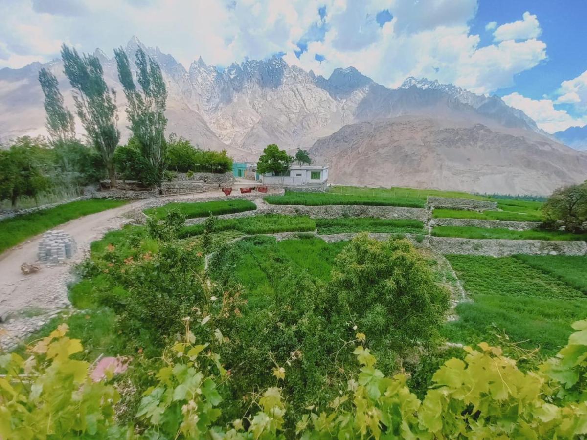 Вілла Masherbrum House Khaplu Екстер'єр фото